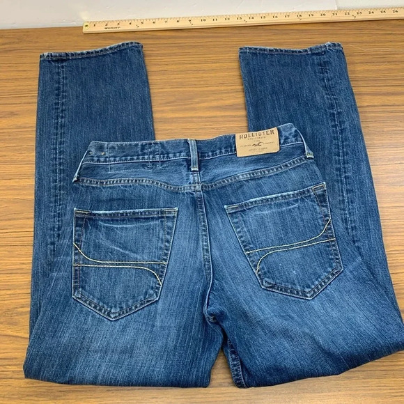 Hollister Mens Jeans 29/30 Straight Leg Blue Medium Wash Distress Pockets - Picture 4 of 9